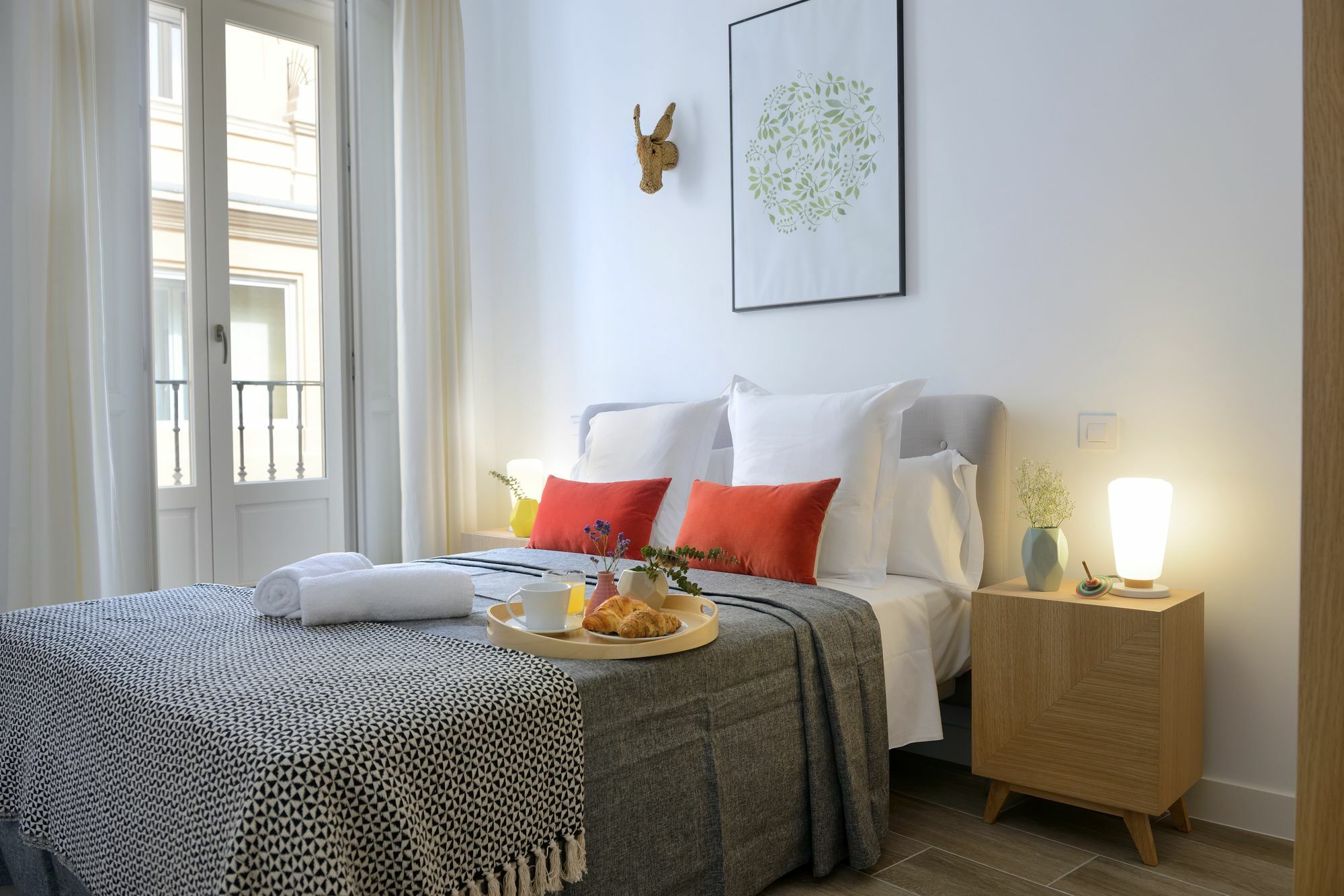NQN Aparts&Suites Madrid Extérieur photo