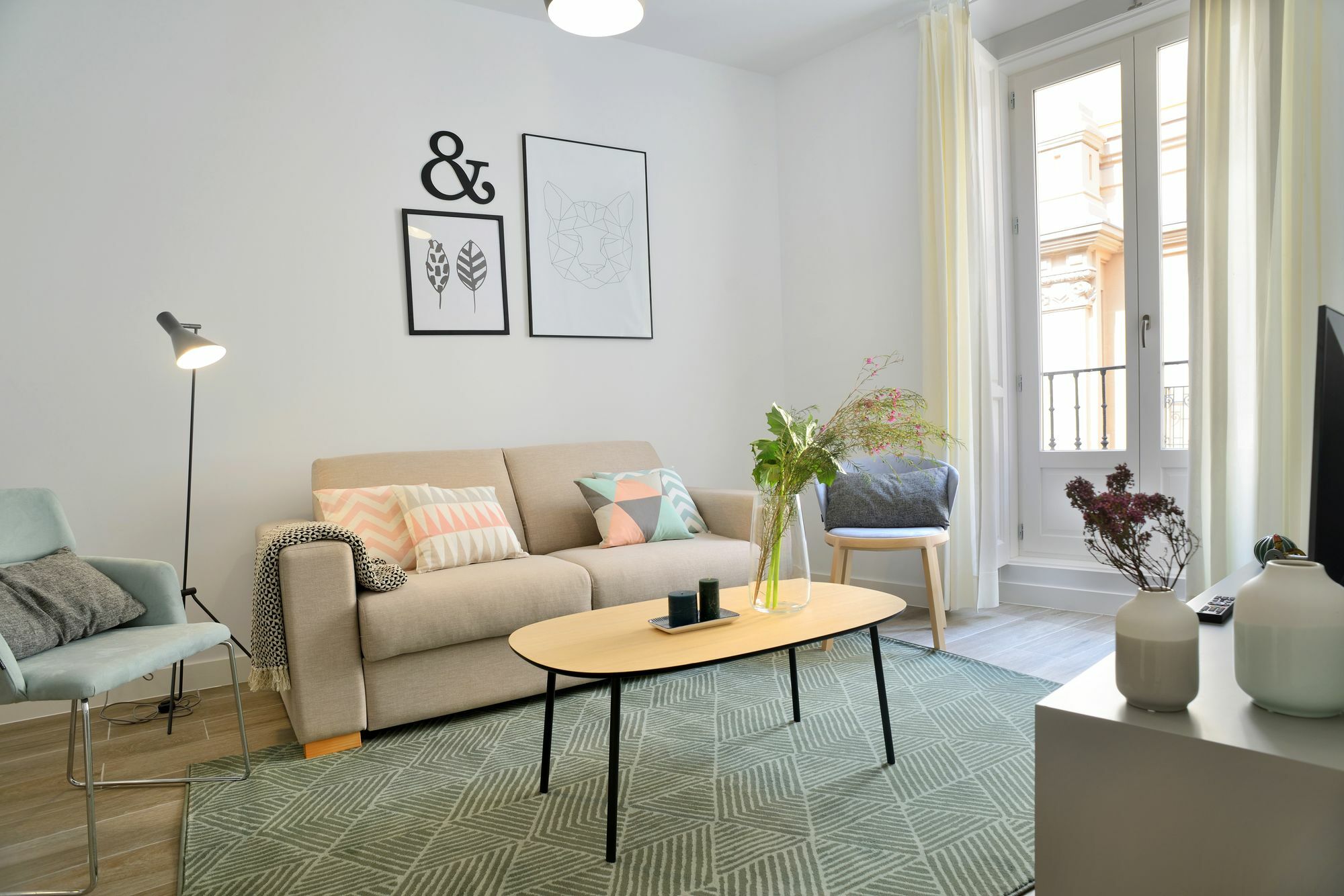 NQN Aparts&Suites Madrid Extérieur photo